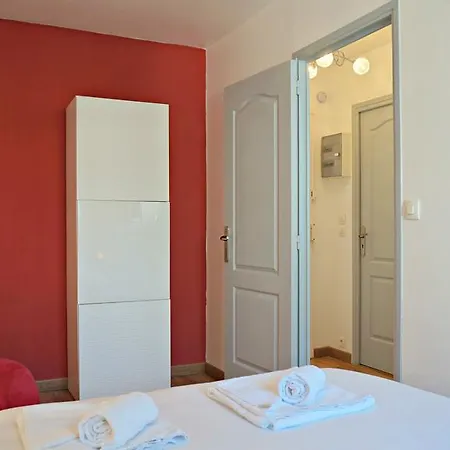 Little Suite - Flavien Apartament *