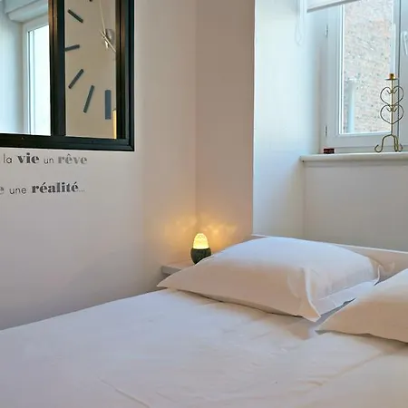 Little Suite - Flavien Apartament
